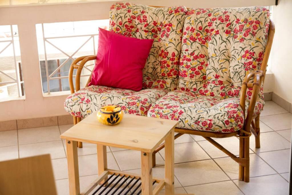 Spacious Family Flat Near Parthenon Free Parking Atena Exterior foto