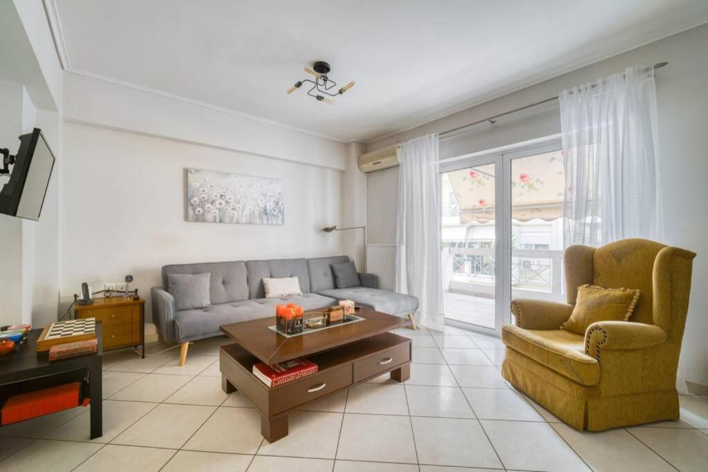 Spacious Family Flat Near Parthenon Free Parking Atena Exterior foto