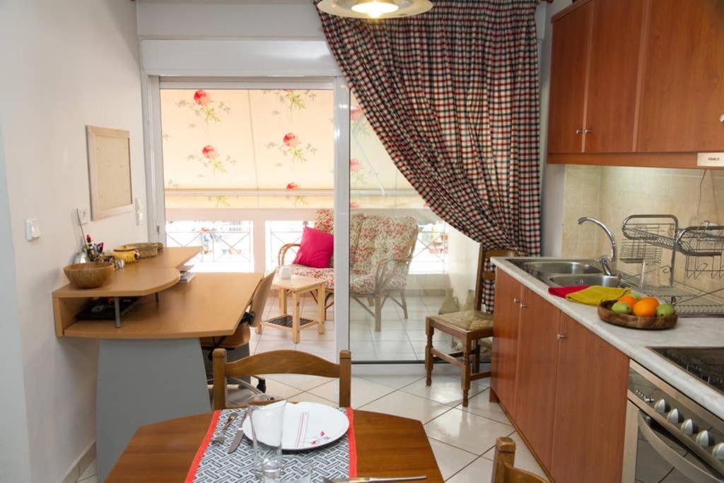 Spacious Family Flat Near Parthenon Free Parking Atena Exterior foto